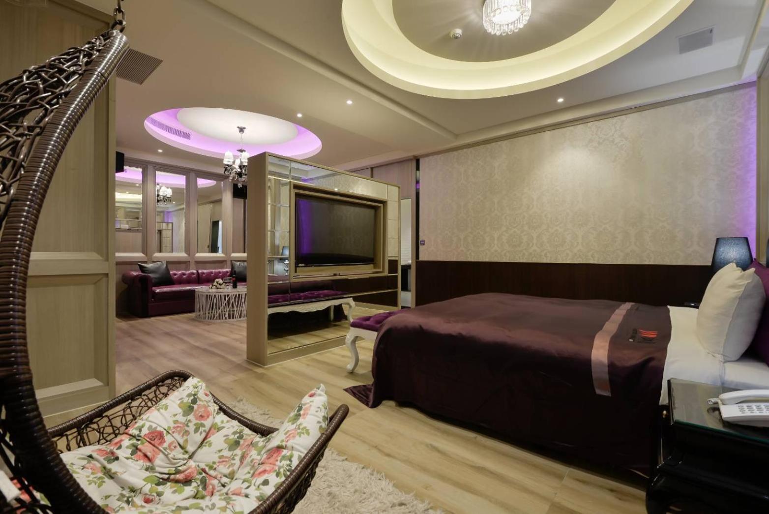 M Hotel كاوتون المظهر الخارجي الصورة