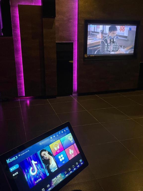 M Hotel كاوتون المظهر الخارجي الصورة
