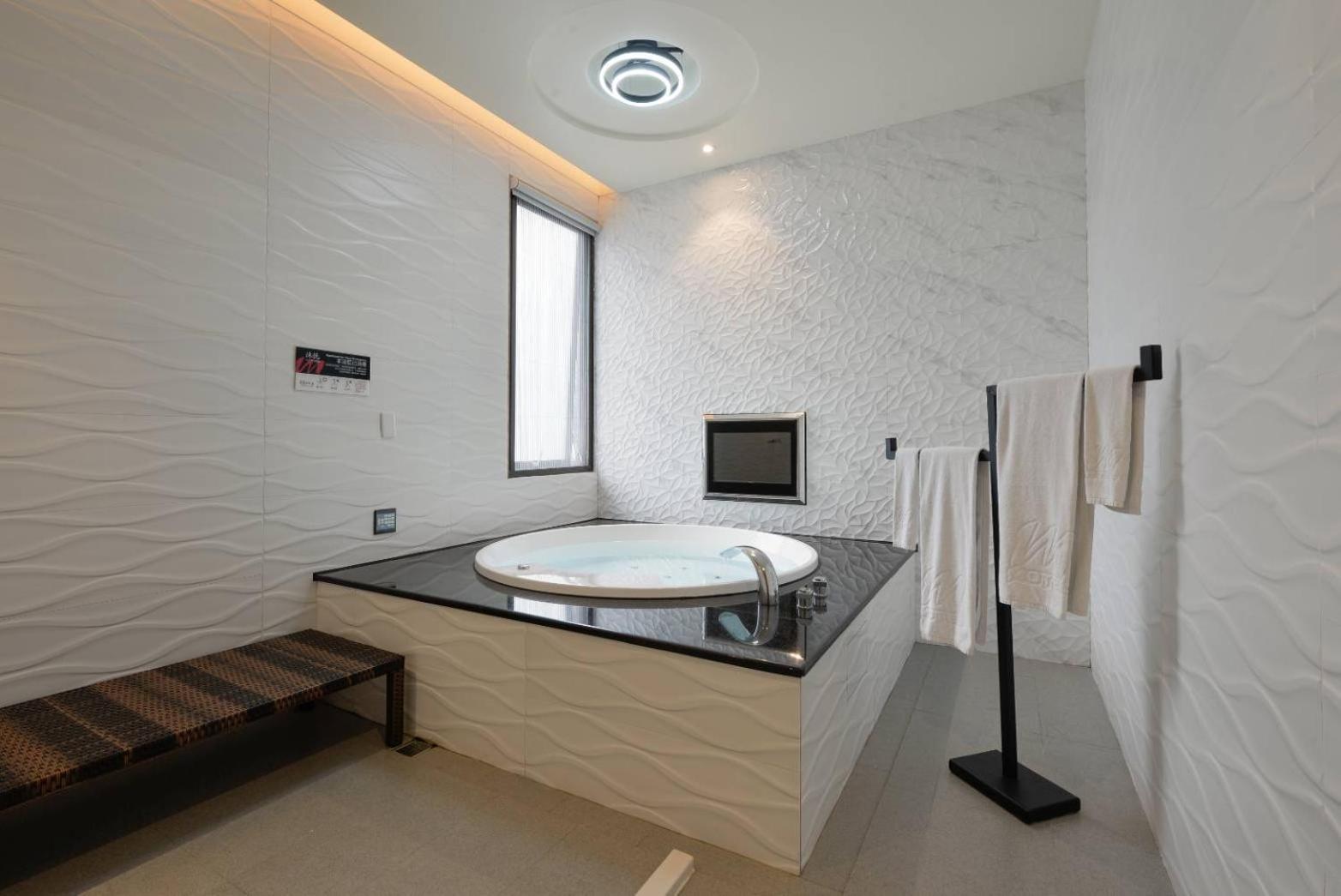 M Hotel كاوتون الغرفة الصورة