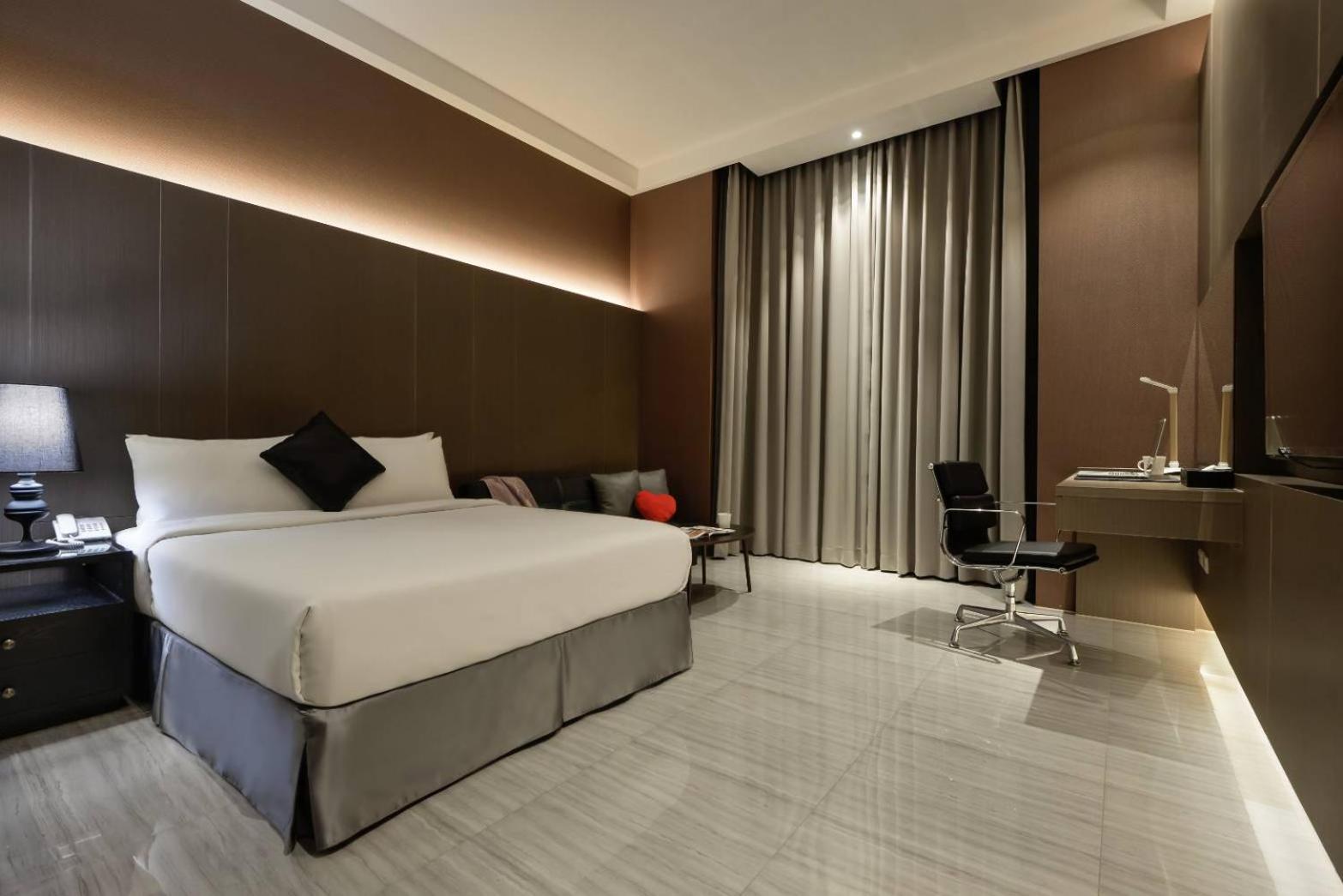 M Hotel كاوتون المظهر الخارجي الصورة